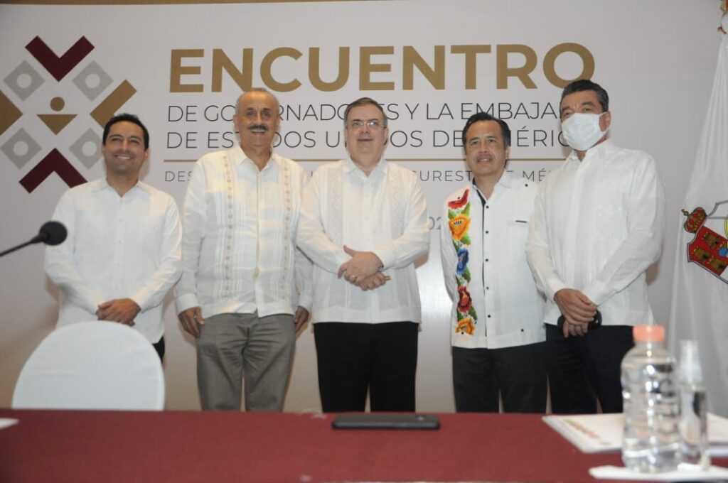 FOTO MERINO REUNIÓN DE GOBERNADORES 20102021 (16)