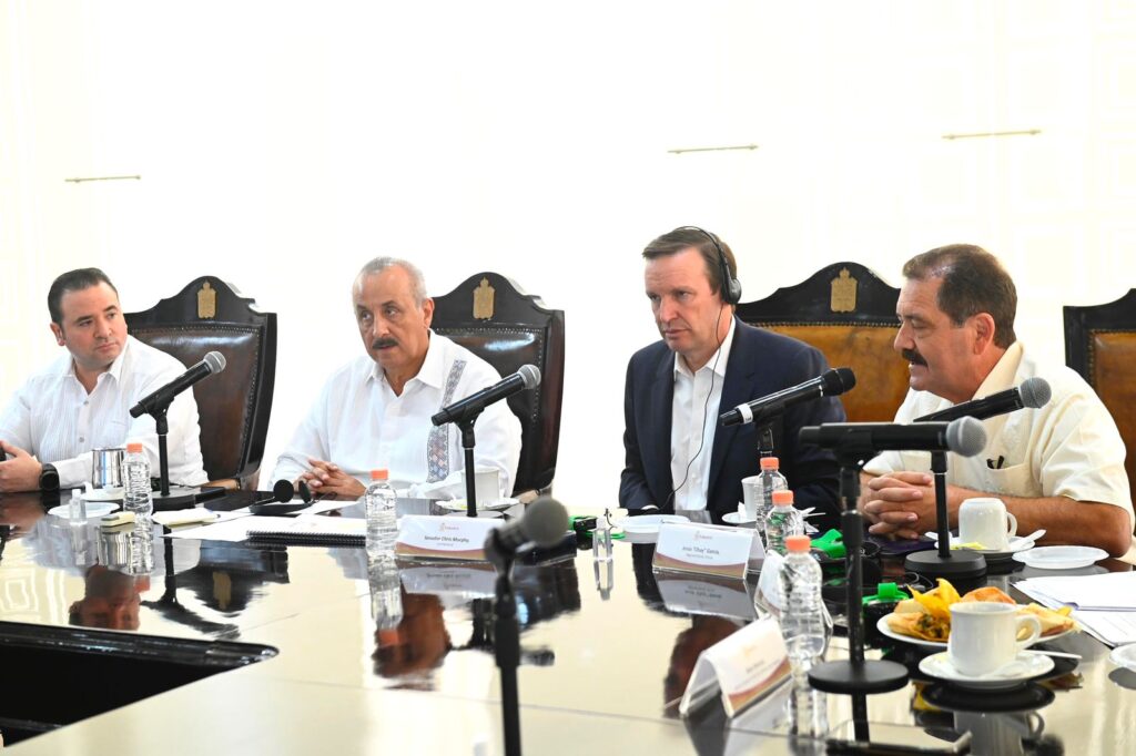 BOLETÍN 1459 MERINO SE REUNE CARLOS MERINO CON CHRIS MURPHY SENADOR NORTEAMERICANO 26082022 (6)