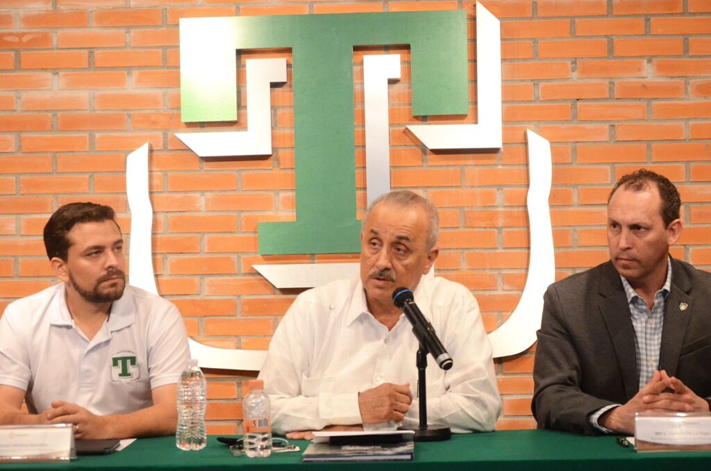 FOTO EJECUTIVO OLMECAS (7)