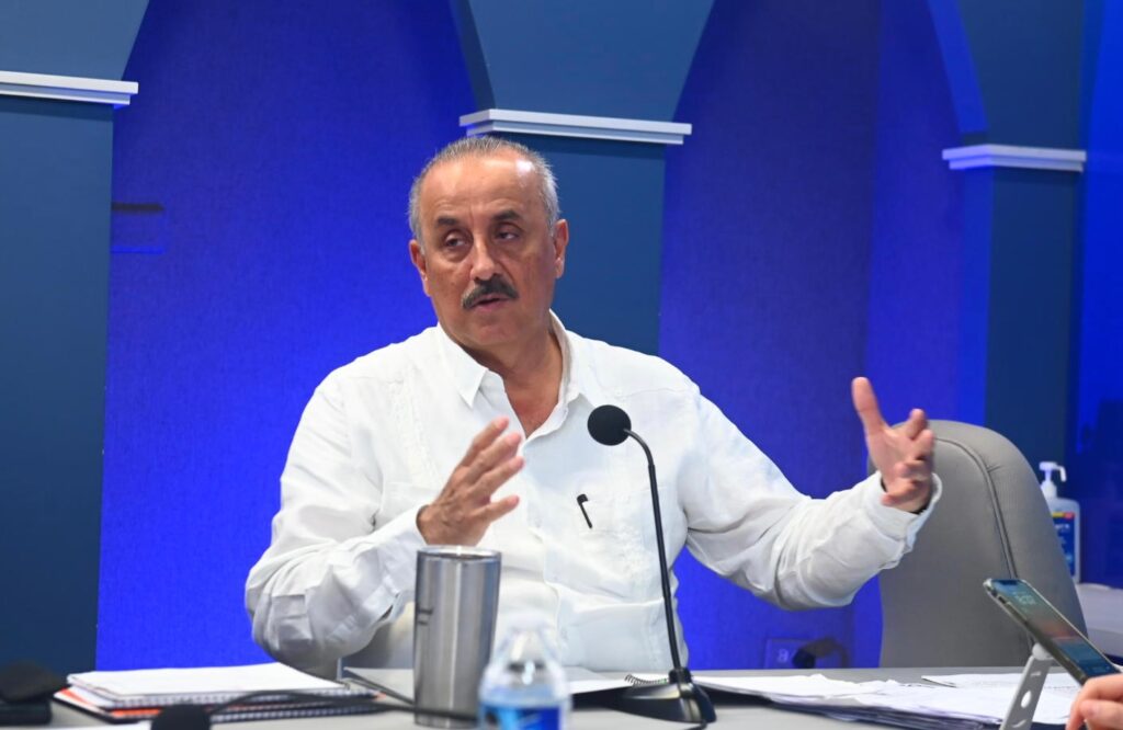 GOBERNADOR MERINO (8)