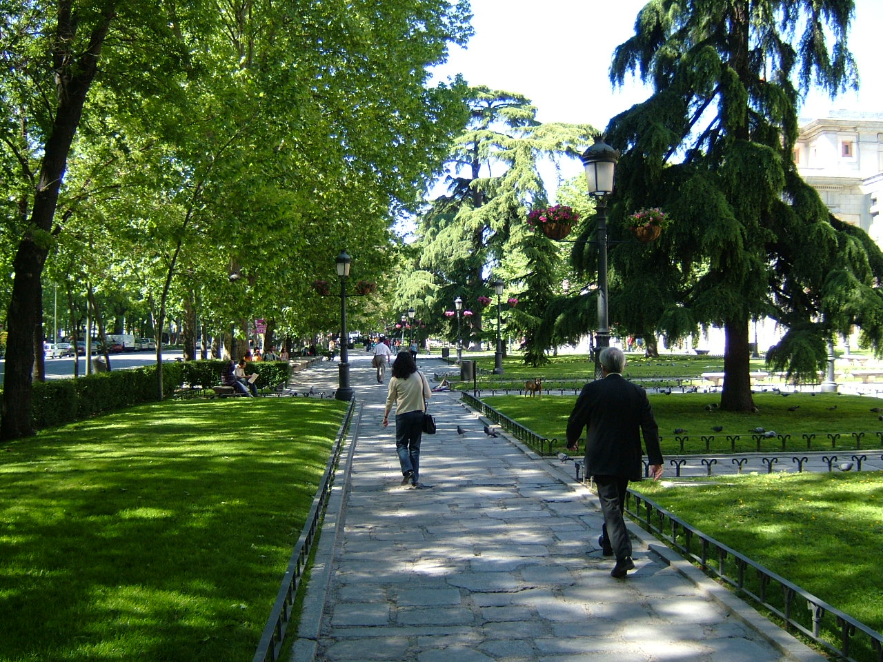 Paseo_del_Prado_(Madrid)_01